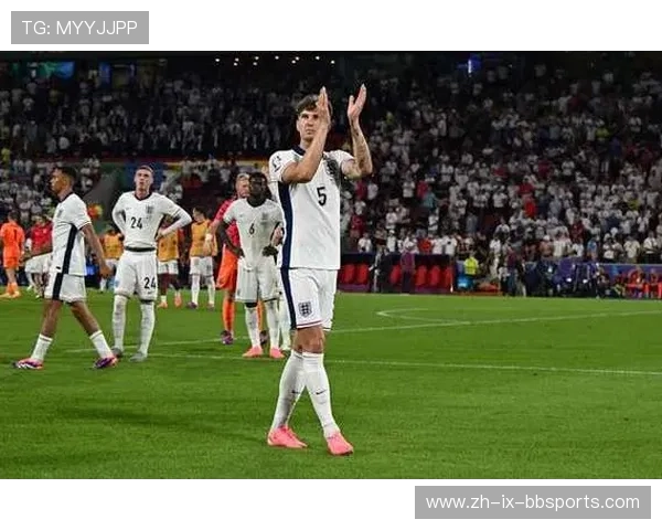 英超联赛中的冰岛国脚:北欧风格在英伦赛场的体现 英超联赛中的冰岛国脚:北欧风格在英伦赛场的体现